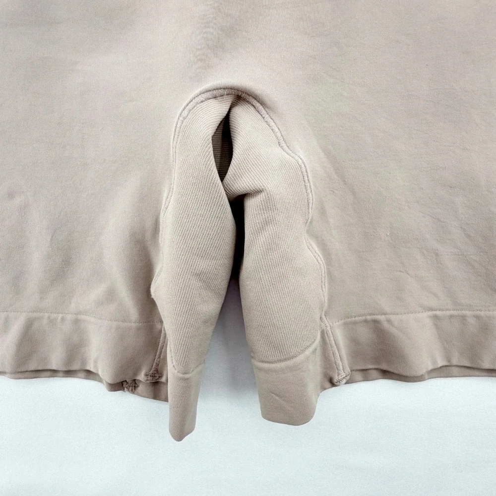 Maidenform Basically Sexy Seamless Smoothing Short Tan Nude MST003 Large NWT
